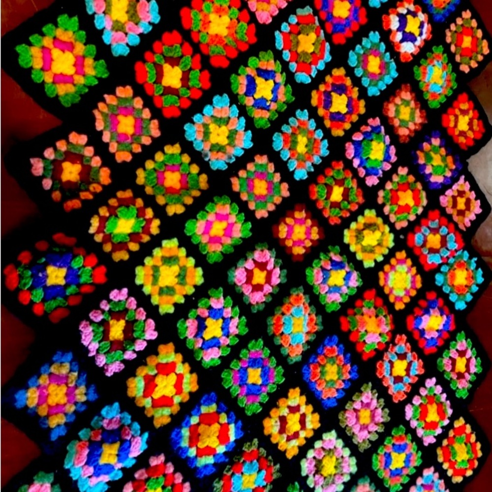 Granny Square Afghan ~ Vintage ~ 1970s ~ Throw Blanket ~ Handmade ~ Beautiful - Picture 6 of 16